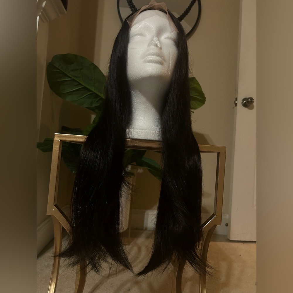 20’ layered straight lace wig.